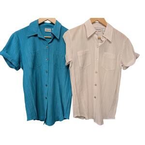 Lot of 2 Chico's Crinckle Short Sleeve Button Shirt Optic White Blue Minimalist